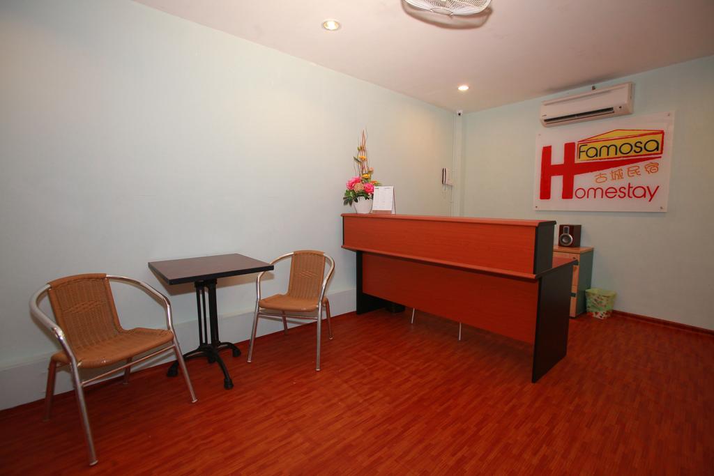 Famosa Homestay Malacca Exterior photo